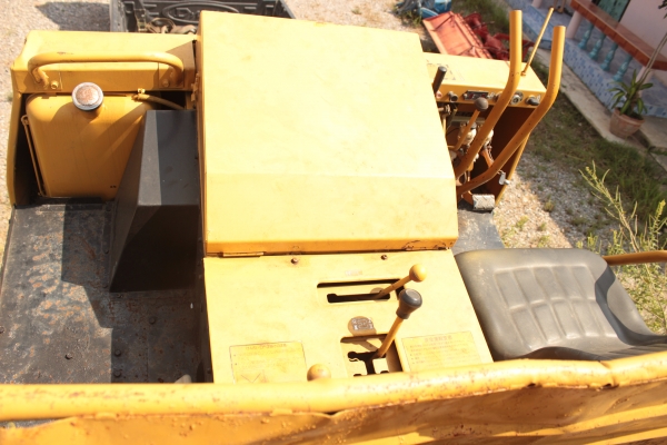 ขายรถดั้มเปอร์มี เครื่องดีเซลล์ 2สูบ ขับเคลื่อน8ล้อ ไม่ติดหล่ม ราคา 140,000บาท