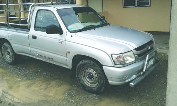 toyota D4D สภาพสวยมาก ทะเบียนสวยมหาเฮง รถบ้านแท้ 250,000