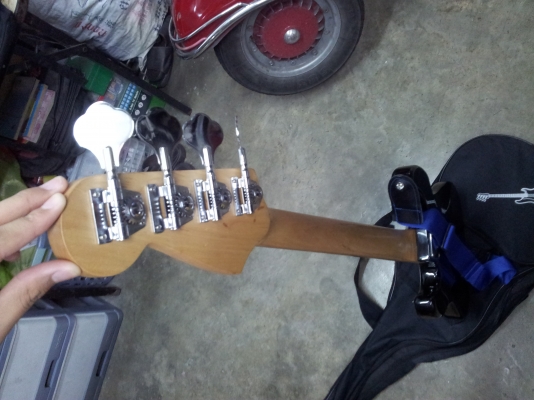 น้องชายฝากขายเบส Adonis น้องชายฝากขายเบส Adonis