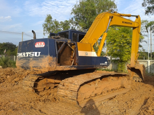 ขาย KOMATSU PC 200 -5เล่มทะเบียน