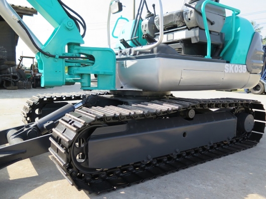 รถขุด แบคโฮล KOBELCO SK035 ทำสีใหม่ มือสองญี่ปุ่น นำเข้าเอง ยังไม่เคยใช้งานในไทย