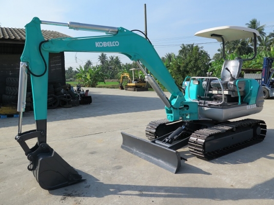 รถขุด แบคโฮล KOBELCO SK035 ทำสีใหม่ มือสองญี่ปุ่น นำเข้าเอง ยังไม่เคยใช้งานในไทย