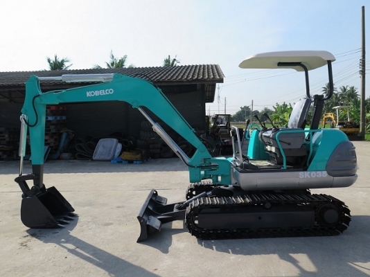 รถขุด แบคโฮล KOBELCO SK035 ทำสีใหม่ มือสองญี่ปุ่น นำเข้าเอง ยังไม่เคยใช้งานในไทย