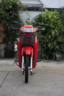 Wave 100 ปี 48 แดง-ดำ เดิมๆ Wave 100 ปี 48 แดง-ดำ เดิมๆ