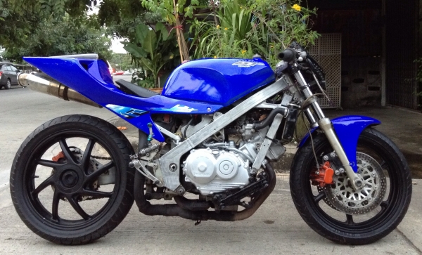 ขายด่วนๆๆ Honda NC24 400cc. รถสวยพอได้