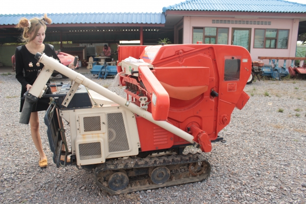 ขายรถนวดข้าว COMSON NHI-50 ราคา 29,000บาท