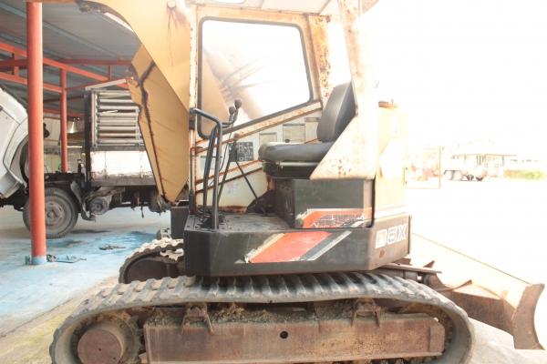 ขายแบคโฮ YANMAR B5X เครื่องดีเซลล์4สูบ ราคา 310,000บาท