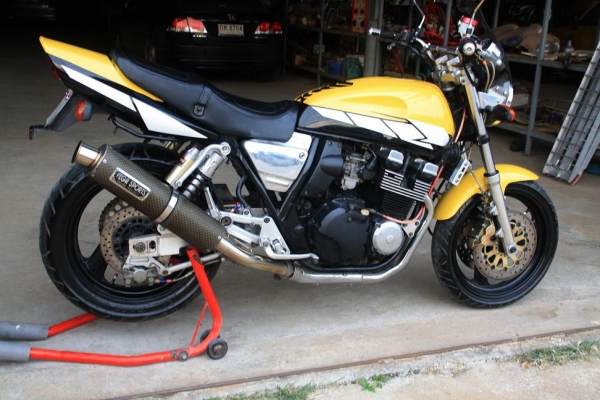 ขาย XJR 400 ปี 98 สรรพสามิตแท้ ปั้มแต่ง  คาร์บูไฟฟ้า ท่อสูตร VEGA SPORTS 58000