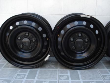 กะทะ VIGO ขอบ 15 พร้อมฝาสภาพดี 5 รู 114.3