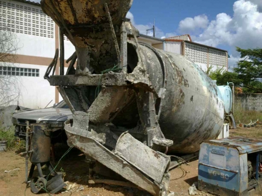 ขายชุดโม่ปูนรถ 10 ล้อยี่ห้อไดกิ้น ราคา 200000