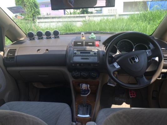 ขายดาว์ hondacity เพียง 35000 ออกรถได้เลย
