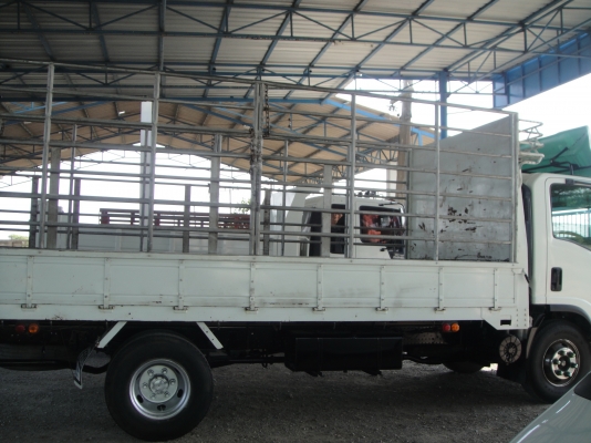 ISUZU NPR150 แรง ปี 2552 ยาว 5.00 เมตร กะบะพร้อมคอก ยางสภาพดี