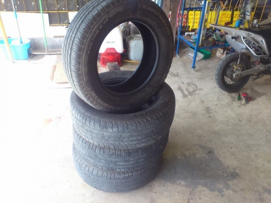 ขาย ยาง 225/65/17 Michelin ปี 11 4เส้น สภาพสวยมากกก5000