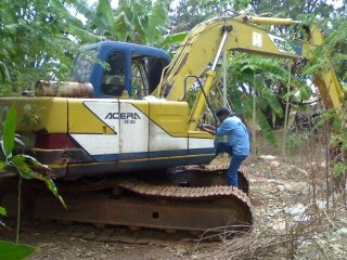 KOBELCO   SK120