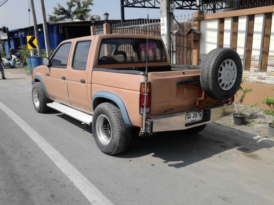 ขาย Nissan Big-m สภาพพร้อมใช้ 4ประตู เครื่องเบนซิล ติดแก๊สราคา67,000 บาท ขาย Nissan Big-m สภาพพร้อมใช้ 4ประตู เครื่องเบนซิล ติดแก๊สราคา67,000 บาท