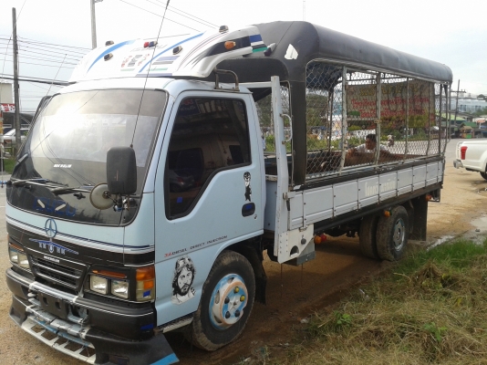 6ล้อ NKR110แรงม้า  เครื่องแห้ง คัทซีสวย เอกสารครบ พร้อมใช้งาน ราคาต่อรองได้