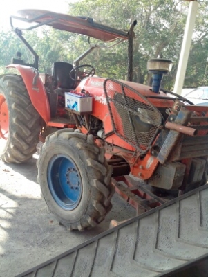 KUBOTA M7040เครื่องดี KUBOTA M7040เครื่องดี