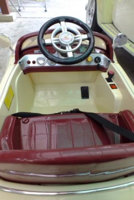 ขายแล้วค่ะ ขอบคุณ truck2hand ค่ะ รถไฟฟ้า Chevy 1947 เด็กเล่นสวยมาก