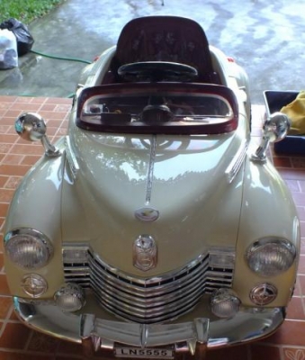 ขายแล้วค่ะ ขอบคุณ truck2hand ค่ะ รถไฟฟ้า Chevy 1947 เด็กเล่นสวยมาก