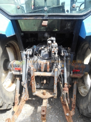 จัดไป Ford 6640