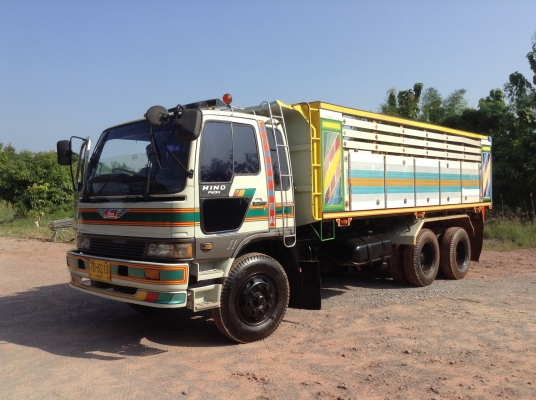 HINO 10 ล้อ 2 เพลาดัมพ์ HINO 10 ล้อ 2 เพลาดัมพ์