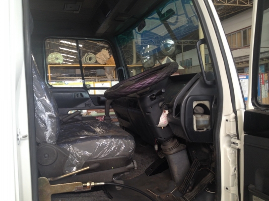 ขาย HINO สิงห์ไฮเทค 6 ล้อ ดั้มดิน เครื่อง HO7C 195 แรงม้า ทำใหม่ทั้งคัน พร้อมทะเบียน กระบะดั้มพ์ดิน 3.80 เมตร กว้าง 2.20 เมตร สูง 70 ซม กระบอกดั้ม 6 ตัน ยาง 825 ขอบ 16 นิ้ว ทะเบียนพร้อม รถพร้อมใช้งานครับ สนใจรีบเลยครับ ขาย HINO สิงห์ไฮเทค 6 ล้อ ดั้มดิน เครื่อง HO7C 195 แรงม้า ทำใหม่ทั้งคัน พร้อมทะเบียน กระบะดั้มพ์ดิน 3.80 เมตร กว้าง 2.20 เมตร สูง 70 ซม กระบอกดั้ม 6 ตัน ยาง 825 ขอบ 16 นิ้ว ทะเบียนพร้อม รถพร้อมใช้งานครับ สนใจรีบเลยครับ