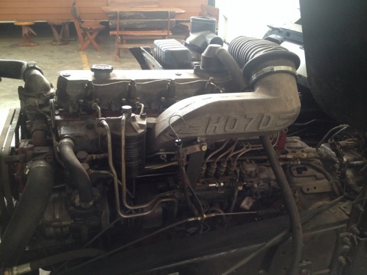 ขาย HINO สิงห์ไฮเทค 6 ล้อ ดั้มดิน เครื่อง HO7C 195 แรงม้า ทำใหม่ทั้งคัน พร้อมทะเบียน กระบะดั้มพ์ดิน 3.80 เมตร กว้าง 2.20 เมตร สูง 70 ซม กระบอกดั้ม 6 ตัน ยาง 825 ขอบ 16 นิ้ว ทะเบียนพร้อม รถพร้อมใช้งานครับ สนใจรีบเลยครับ ขาย HINO สิงห์ไฮเทค 6 ล้อ ดั้มดิน เครื่อง HO7C 195 แรงม้า ทำใหม่ทั้งคัน พร้อมทะเบียน กระบะดั้มพ์ดิน 3.80 เมตร กว้าง 2.20 เมตร สูง 70 ซม กระบอกดั้ม 6 ตัน ยาง 825 ขอบ 16 นิ้ว ทะเบียนพร้อม รถพร้อมใช้งานครับ สนใจรีบเลยครับ