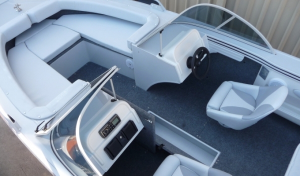 Bowrider Sports 5.25 เรืออลูจากค่ายBlueFin ออสเตรเลีย