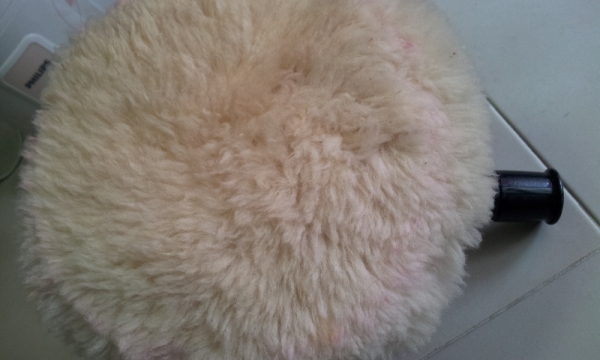 เครื่องขัดเงา ยี่ห้อ makita รุ่น 9218B ขนาด 7" 570 วัตต์