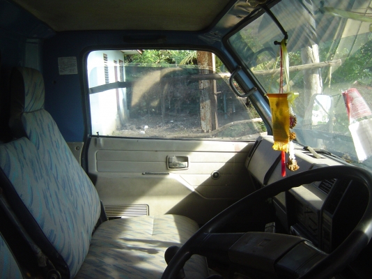 ขาย หกล้อมือสองดั้มคับnprเครื่องยนต์4Be1คับคอกเนียมสวยครบ   460,000บาท