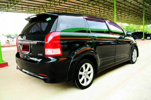 TOYOTA WISH 2.0  Limited AT ปี 2007