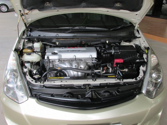 TOYOTA WISH 2.0  AT ปี 2006