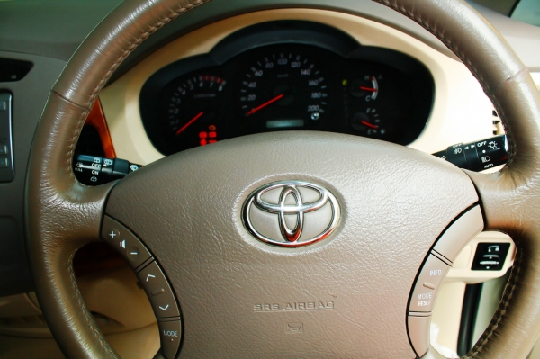 TOYOTA INNOVA  VVTi 2.0 AT ปี 2008