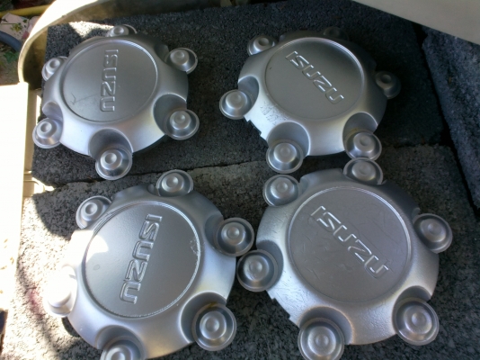 ขายแม็กพร้อมยาง ขอบ 16 ISUZU 6 รู