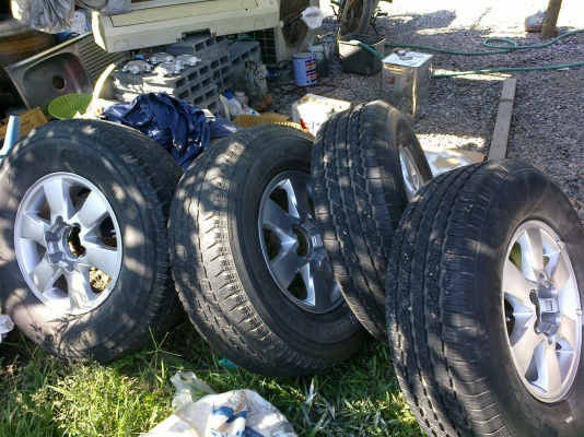 ขายแม็กพร้อมยาง ขอบ 16 ISUZU 6 รู