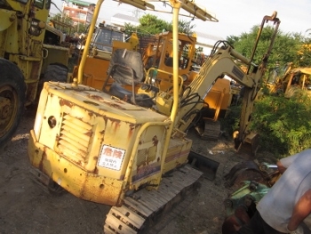 ขาย- รถขุด แบคโฮ ขนาดเล็ก YANMAR: YB25L มือสองเก่าญี่ปุ่น สภาพพร้อมใช้งาน