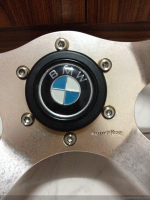 ขายพวงมาลัยไม้ sport line made in italy 14นิ้ว พร้อมคอใส่ BMW e30 สภาพสวย ราคา2500บาท โทร0875077464โส กทม ขายพวงมาลัยไม้ sport line made in italy 14นิ้ว พร้อมคอใส่ BMW e30 สภาพสวย ราคา2500บาท โทร0875077464โส กทม