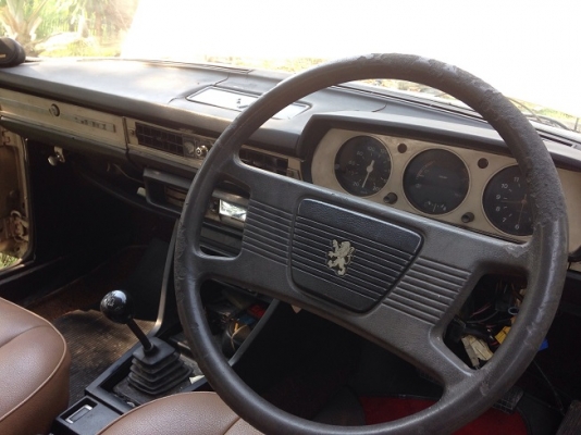 ขาย Peugeot 504 sunroof classic ขาย Peugeot 504 sunroof classic