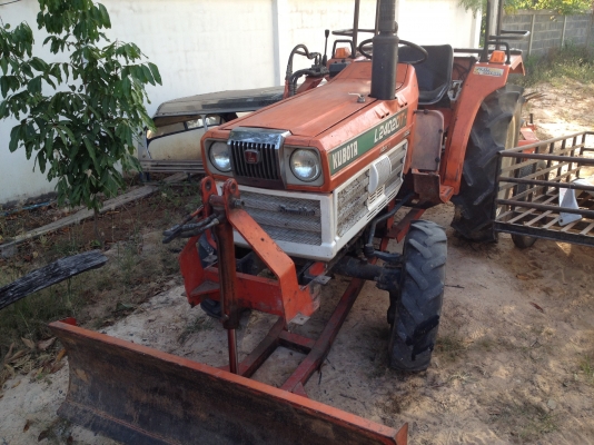 ขาย KUBOTA L2402DT 4wd ใบมีดหน้า+ผานหลัง ขาย KUBOTA L2402DT 4wd ใบมีดหน้า+ผานหลัง