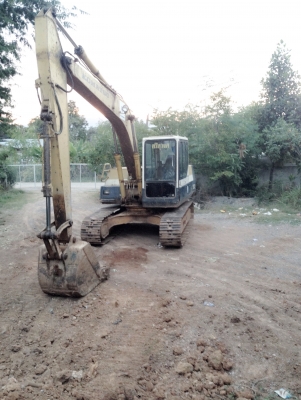 ขายรุแบคโฮ KOMATSU สภาพพร้อมใช้งาน