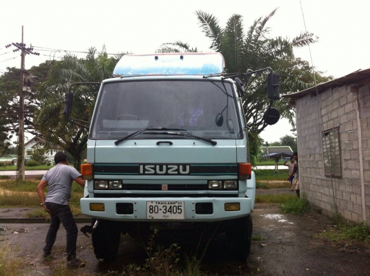 ขายสิบล้อ อิซุซุร็อคกี้ 195 รถอยู่หาดใหญ่ เอกสารพร้อมโอน รถมีจริงคนขายจริง