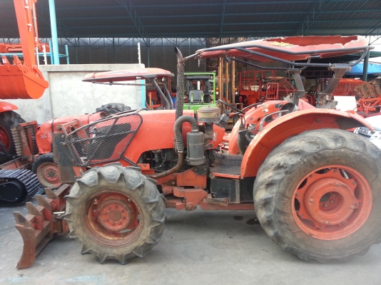 ขายรถไถคูโบต้า มือสองถูกม๊าก มาก M8540 พร้องใบมีดหน้า ราคา 350,000