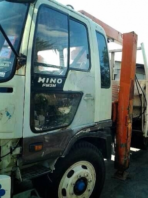 ***ขายแล้วครับขอบคุณ Truck2hand ขาย6ล้อติดเครน ราคาเบาๆ HINO FF3H 195HP HO7D เครื่องเดิมเกียร์เดิม 195แรง แห้งดีไม่เยิ้ม แน่น คัสซีสวยทั้งเส้นไม่ปะไม่ดาม กระบะพื้นเรียบ ยาง900ดี6เส้น หัวบางเดิม ต้องเก็บหน่อย มีบุบ ภายในดีคอนโซลดี ติดเครนTADAN0 4.5ตัน 3ปลอ