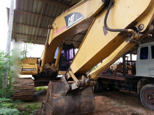 รถแบคโฮ CAT  325B  สนใจติดต่อ 081 - 6079515