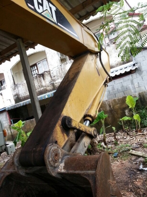 รถแบคโฮ CAT  325B  สนใจติดต่อ 081 - 6079515