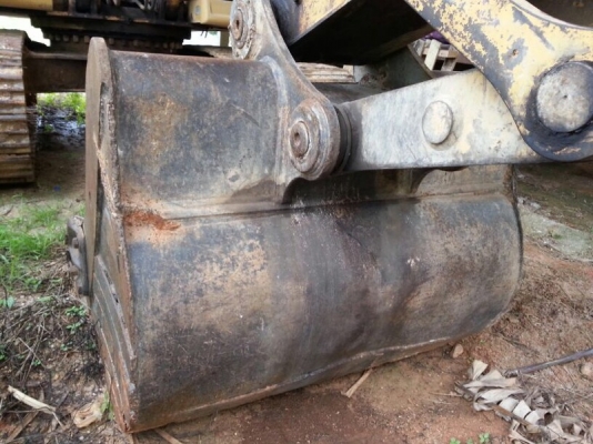 รถแบคโฮ CAT  325B  สนใจติดต่อ 081 - 6079515