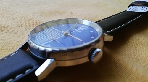 นาฬิการัสเซีย USSR ไขลาน สองเข็มครึ่ง ขนาด 36มม.(รวมเม็ด) เรือน stainless สายหนังใหม่ สภาพ 95\%