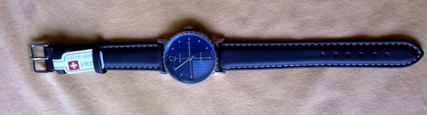 นาฬิการัสเซีย USSR ไขลาน สองเข็มครึ่ง ขนาด 36มม.(รวมเม็ด) เรือน stainless สายหนังใหม่ สภาพ 95\%