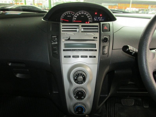 TOYOTA YARIS 1.5  AT ปี 2006