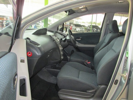 TOYOTA YARIS 1.5  AT ปี 2006